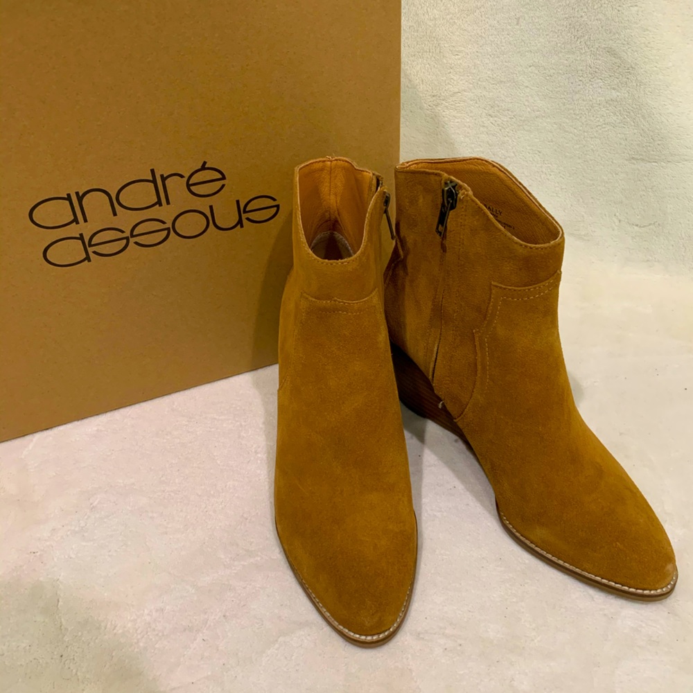 Andre Assous Sally Suede Wedge Booties Cognac Sz 8